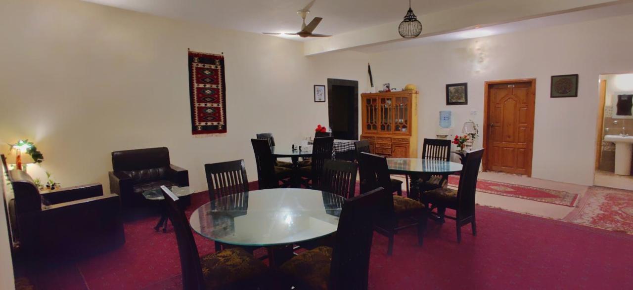 Duroyou Inn Gilgit Dış mekan fotoğraf