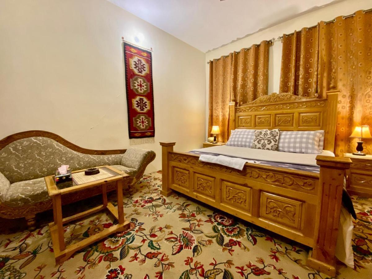 Duroyou Inn Gilgit Dış mekan fotoğraf